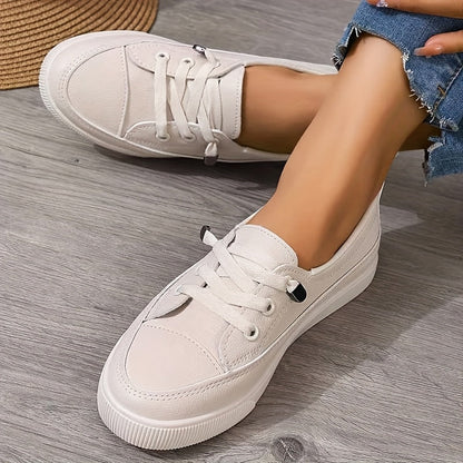 Low Top Sneaker