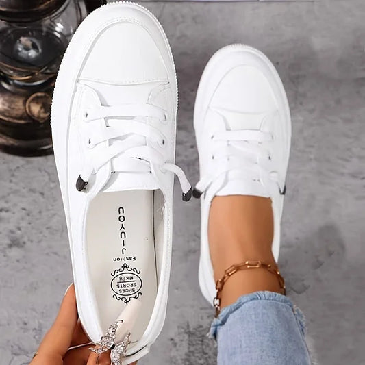 Low Top Sneaker