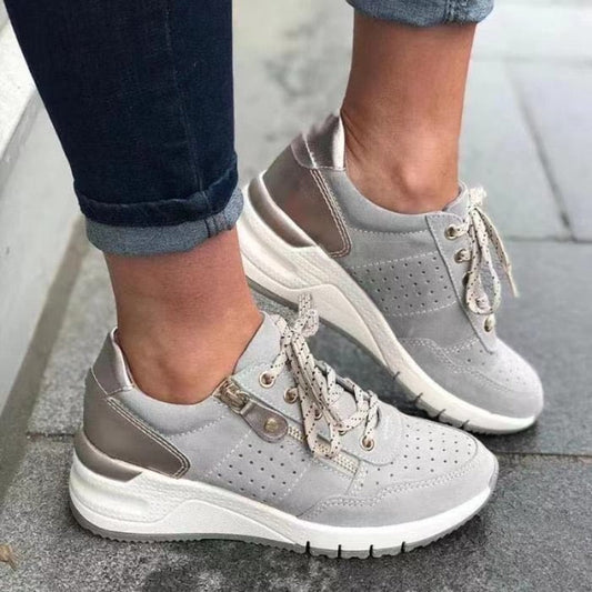 Stella Sneaker