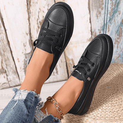 Low Top Sneaker